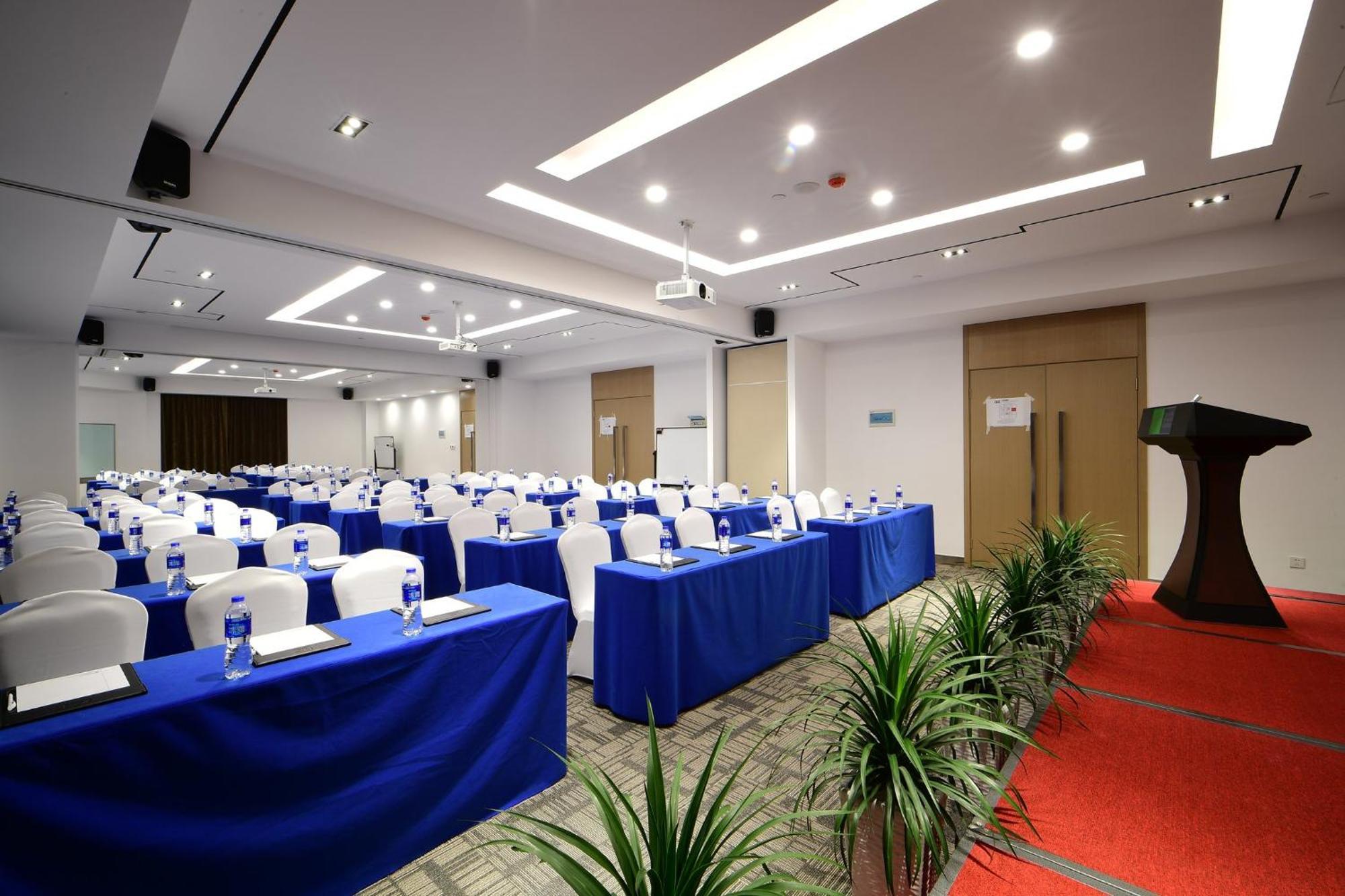 Holiday Inn Express - Liuyang Development Zone By Ihg Changsha Huanghua Airport Esterno foto